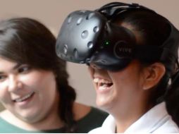 El directivo considera que el trastorno se puede manifestar en la dificultad que los niños tienen al seguir una orden o intentar estar quietos en algún lugar. ESPECIAL / miyabilabs.com