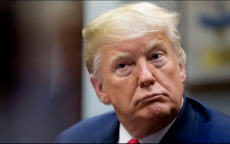 Donald Trump utilizó Twitter para señalar trabajo de periodista Bernstein. EFE/M. Reynolds