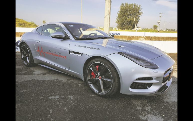 Las marcas inglesas Jaguar y Land Rover, que ahora forman parte de Tata, nos invitaron al Autódromo Guadalajara para conocer -y presumirnos- las bondades de sus autos y camionetas.