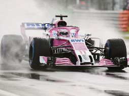 El tapatío Sergio Pérez fue el más rápido en las primeras prácticas libres, celebradas ayer en el Circuito de Monza. AFP
