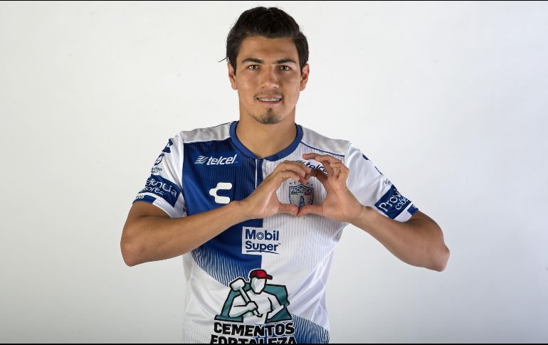 ''Daré lo mejor de mí en la cancha, me esforzaré cada día por ser mejor jugador y mejor persona, llevaré en alto al Pachuca y sobre todo me los llevo a todos en el corazón'', dijo el ahora ex Tuzo. MEXSPORT / ARCHIVO