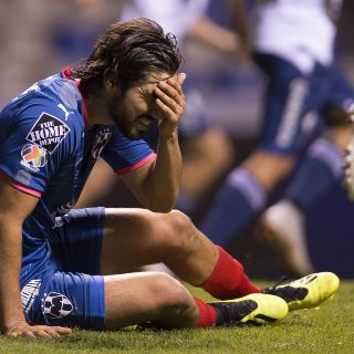 Rodolfo Pizarro es baja del Tri para amistosos