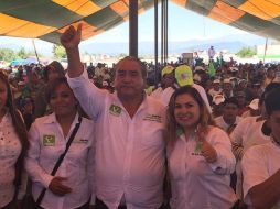 El político murió en el lugar de los hechos, en tanto autoridades de los tres niveles de gobierno acudieron a la zona. ESPECIAL