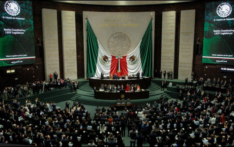 El Acuerdo Presidencial de 1987 establece que los ex presidentes gozarán de una pensión equivalente al Secretario de Estado, así como las prestaciones y más beneficios. TWITTER / @Mx_Diputados