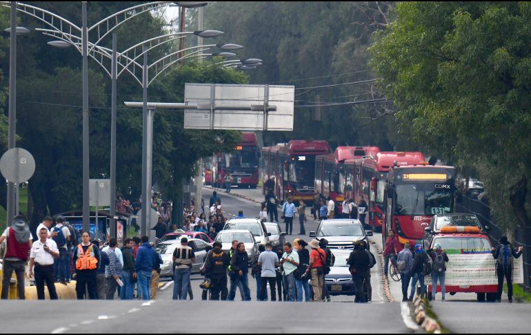 A pesar de que un pequeño grupo de manifestantes embozados intentó alterar el orden, no fue necesaria la intervención de los uniformados. SUN/A. Martínez