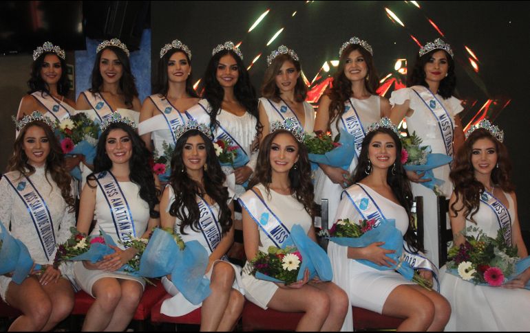 Las 13 aspirantes a Miss Jalisco posan para la lente de esta casa editorial. EL INFORMADOR/E. Barrera