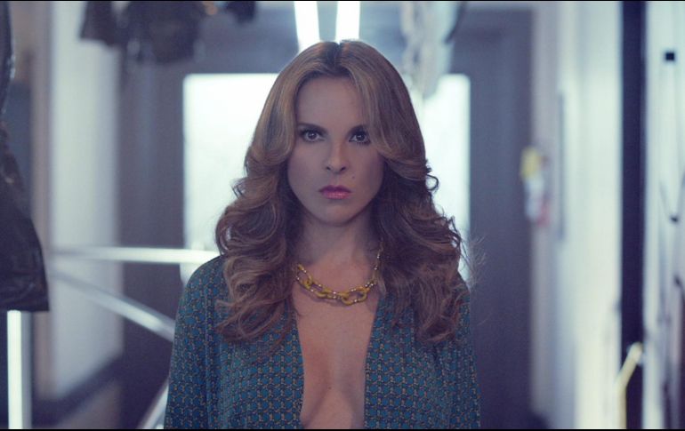 Los abogados de la actriz le impidieron regresar a México para tener 