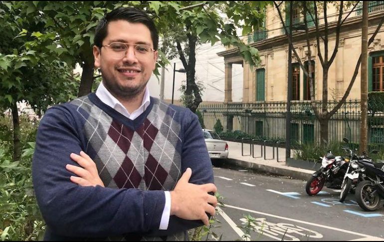 Martínez Velázquez se ha destacado como experto en regulación y competencia económica. TWITTER/ @DishnaPeque