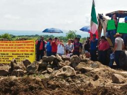 Los vecinos se manifestaron porque afirman que las nuevas criptas se construirán en una zona muy cercana a sus domicilios. EL INFORMADOR / S. Blanco