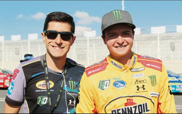 Santiago Tovar superó por seis décimas a Hugo Oliveras en la lucha por la pole en Puebla. @NASCARPEAKMX