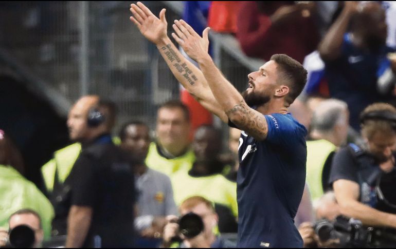 Tras irse en blanco en el Mundial, Olivier Giroud dio la victoria a Francia. EFE