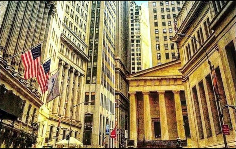 El NYSE Composite gana 56.81 puntos, para mostrar un total de 12 mil 967.93 unidades. FACEBOOK / NYSE