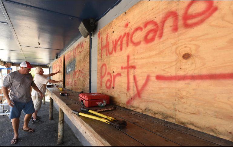 Habitantes de las ciudades en riesgo se preparan ante la llegada de “Florence”. AP / K. Blevins