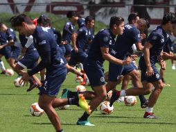 Los rojiblancos iniciaron la semana con trabajo físico, luego de empatar el pasado domingo ante América, en cotejo de corte amistoso. TWITTER / @Chivas