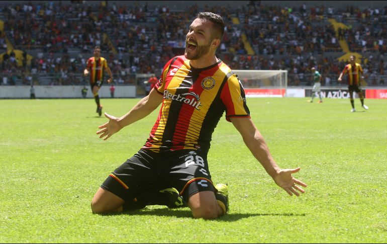 En el Apertura 2018, Ismael Valadez se ha convertido en el goleador de los universitarios al sumar tres tantos en seis encuentros disputados. EL INFORMADOR / ARCHIVO