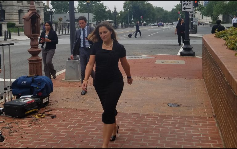 Sin ofrecer mayores detalles del momento que vive esta negociación comercial bilateral, la canciller sostiene que Canadá no negociará en público, pero precisa que esta es una conversación (con Trudeau) que no puede ser telefónica. NTX/ ARCHIVO