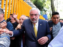 La firma se dio durante la tarde, de este miércoles, ante una comisión de estudiantes y padres de familia. SUN / V. Rosas