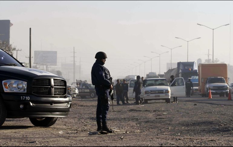 Las revisiones a los autos particulares comenzaron la semana pasada, luego de que seis policías fueran asesinados en la ciudad. EL INFORMADOR/Archivo