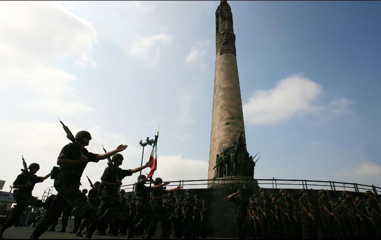 Desfile conmemorativo por la ''Gesta Heroica de los Niños Héroes'' en Guadalajara. EL INFORMADOR / ARCHIVO