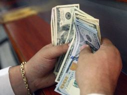 El billete verde se adquiere en un mínimo de 17.75 pesos. EL INFORMADOR / ARCHIVO