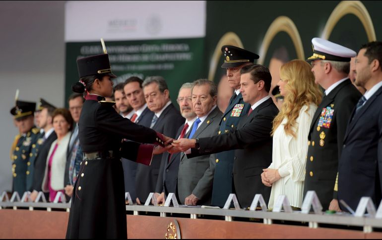 El presidente pasó lista de honor a los Niños Héroes, en el marco de la conmemoración del 171 aniversario de la Gesta Heroica del Castillo de Chapultepec. NTX/ESPECIAL