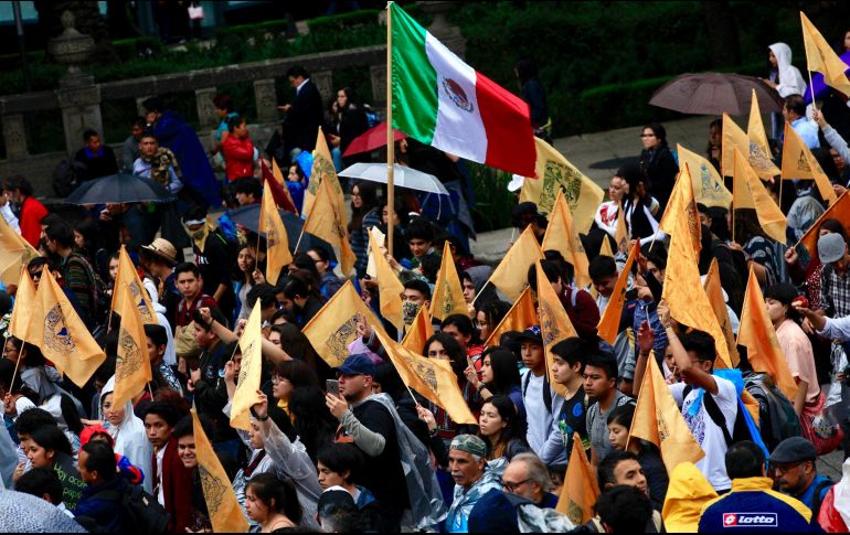 En completo silencio, los participantes marcharon por Paseo de la Reforma hacia el Zócalo capitalino. NTX/J. Lira