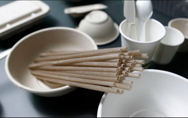 Según los redactores de la ley, la mitad del plástico que se utiliza 