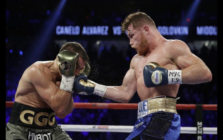 Óscar de la Hoya, promotor de Álvarez promete que 