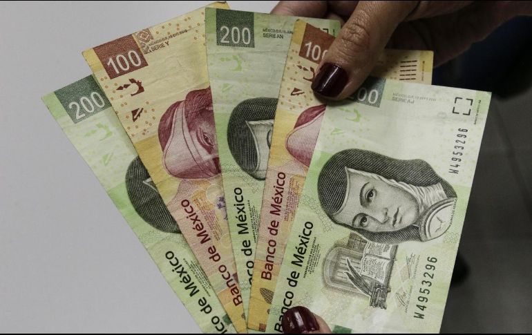 De aucerdo con el Banco BASE la recuperación del peso se debe a la especulación del alcance de un entendimiento comercial entre Canadá y EU respecto al TLCAN y por el aumento de los precios del petróleo durante la semana. EL INFORMADOR / ARCHIVO