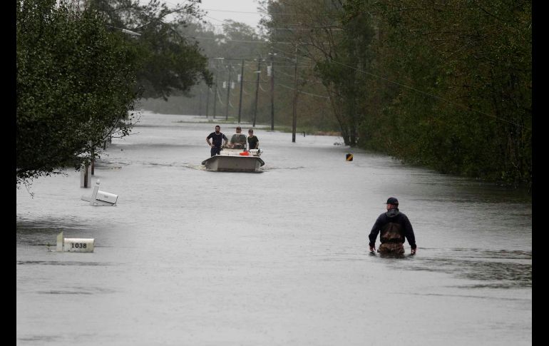 Aspecto de Newport, Carolina del Norte, el sábado. El gobernador de Carolina del Norte, Roy Cooper, calificó ayer las precipitaciones de 