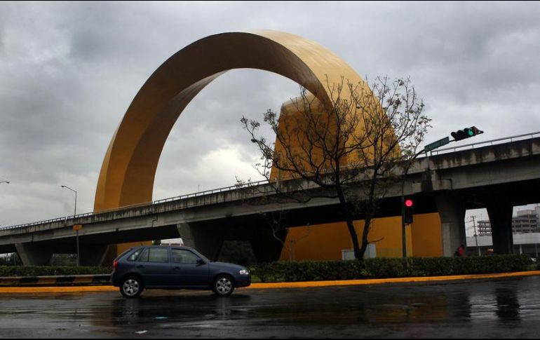 Jaliscienses esperan lluvias para que disminuya el calor que ha estado afectando al Estado desde hace al menos 15 días. EL INFORMADOR / ARCHIVO