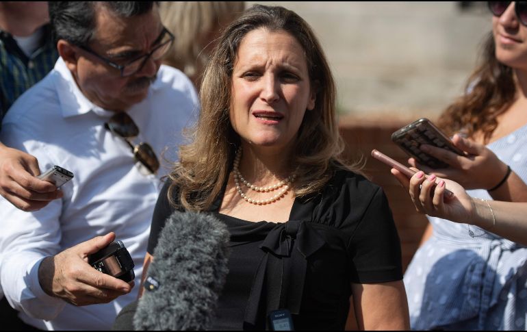 Freeland dijo que en la última semana altos funcionarios de su país y de Estados Unidos realizaron un ''arduo trabajo'' que se extendió hasta las 07:00 de este miércoles. AFP / S. Loeb