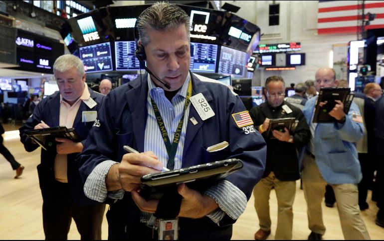 Las alzas del sector financiero fueron determinantes en esta sesión. AP/ARCHIVO