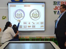  La bebeteca es un espacio que contribuye al desarrollo de las capacidades de bebés, niñas y niños pequeños, para apoyarlos en el acercamiento a los libros, la tecnología y despertar su interés por explorar y descubrir diferentes formas de aprendizaje. ESPECIAL / SEJ