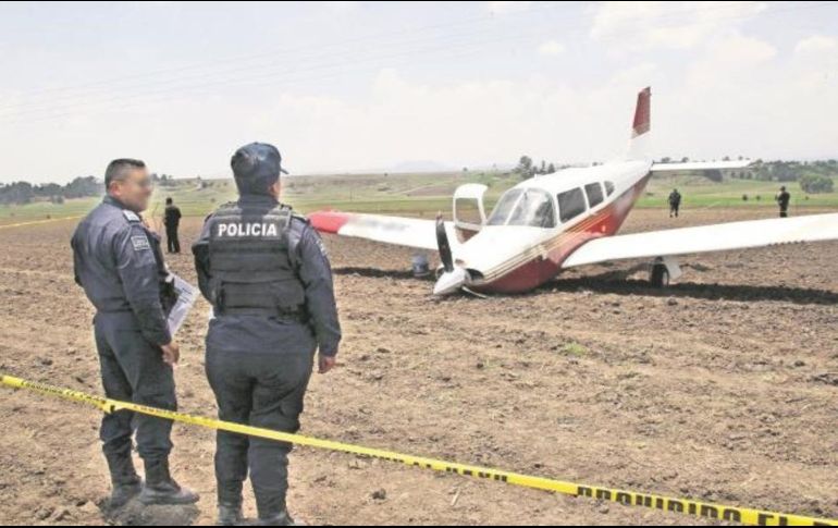 La zona fue resguardada por militares, policías estatales y municipales, así como por personal de aeronáutica. TWITTER/@vanguardiamx