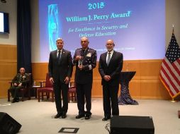 Cienfuegos Zepeda impartió una plática a la clase 58 del Colegio Interamericano de Defensa, con el tema 