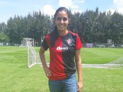 Andrea García, jugadora de Atlas, sabe que ante Chivas las rojinegras se juegan el orgullo, además de la calificación. EL INFORMADOR/J. Robles