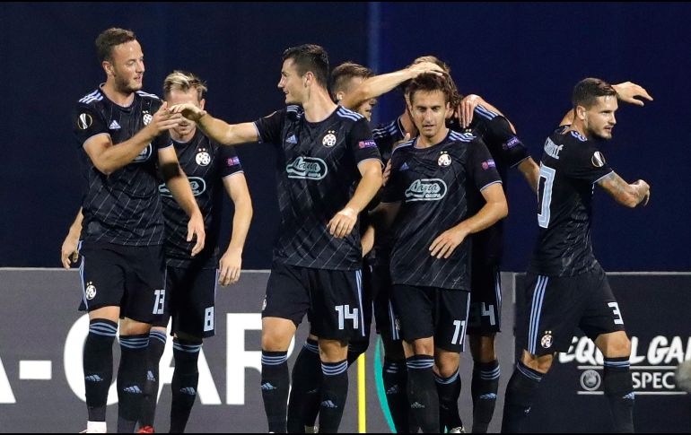 Apenas a los 16 minutos de partido, el Dinamo ya estaba en ventaja sobre el Fenerbahce. EFE/A. Bat