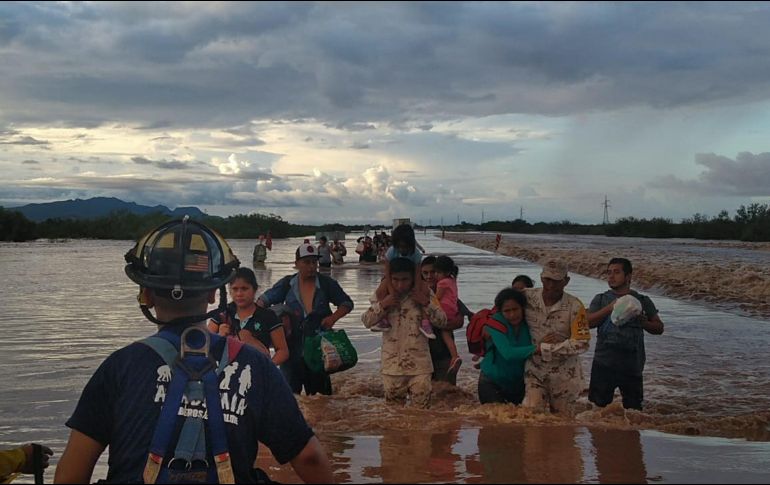 La Secretaría de Marina activa el Plan Marina en su fase de auxilio a la población civil. NTX