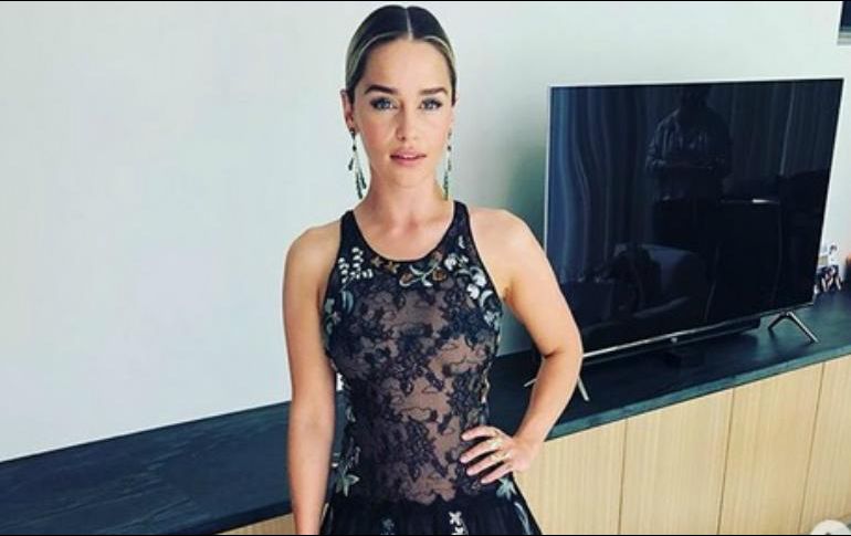 El tatuaje de Clarke conmovió a miles de seguidores. INSTAGRAM / emilia_clarke