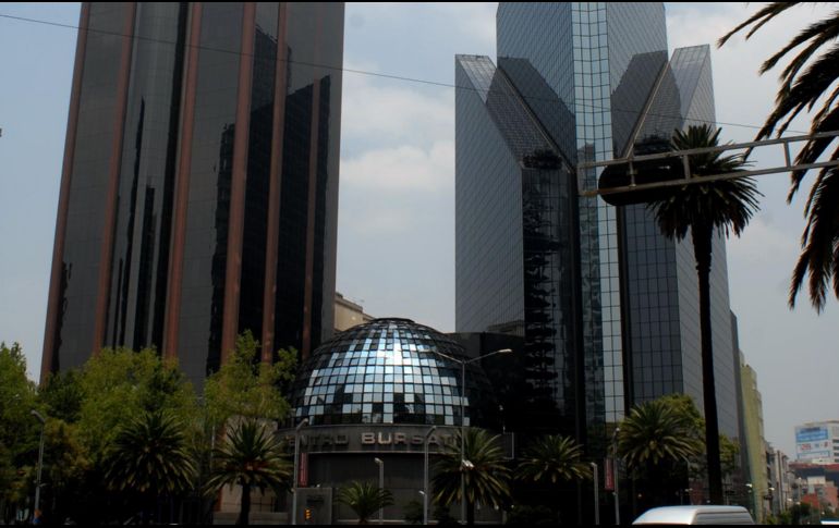 El mercado accionario opera con un volumen de 2.3 millones de títulos, por un importe de 37.4 millones de pesos.  NTX / ARCHIVO