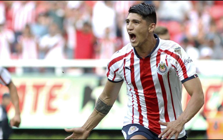 Tras siete meses de sequía, el delantero anotó para empatar a un gol ante los Gallos Blancos. AFP / U. Ruiz