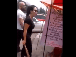 Los cibernautas hicieron un llamado para cesar actos de prepotencia y también para boicotear a un restaurante. TWITTER / @NewHacktivist