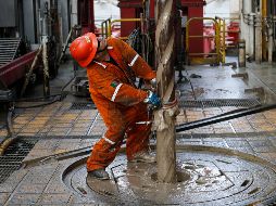 El precio de la mezcla mexicana de exportación cerró ayer en 71.35 dólares por barril, un máximo desde finales de 2014.  AP/Archivo