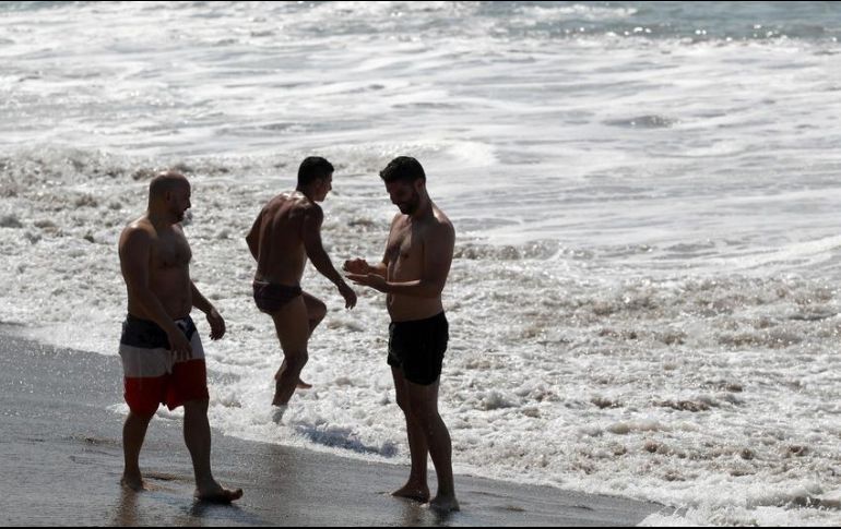 De acuerdo con datos de la Organización Mundial de Turismo (OMT), la comunidad LGBT tiene unos 180 millones de turistas al año en todo el planeta. EFE / ARCHIVO