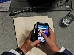 En conversación con Carlos Loret de Mola, Fer Moreno explicó el origen de la polémica foto, la cual se tomó cuando estaba en el coche de su madre. SUN /