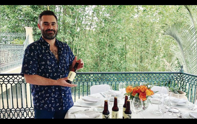 Rodrigo Organista Orozco, creador de la cerveza artesanal KVRA.