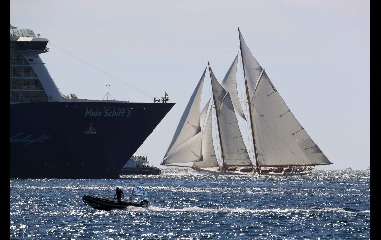 Aspecto de la competencia de yates 