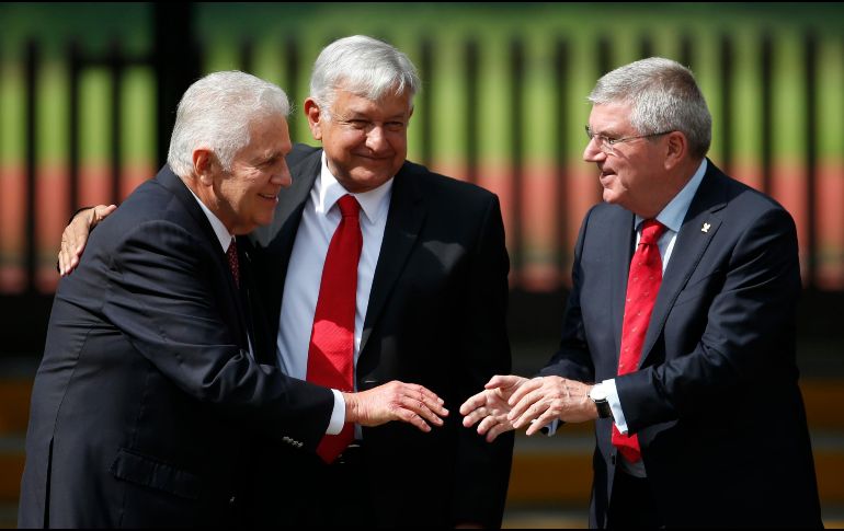 López Obrador dijo que el deporte debe ser utilizado como una herramienta para lo social, que fortalezca al espíritu y aleje a los niños, adolescentes y jóvenes de la violencia. AP / R. Blackwell