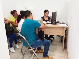 El Gobierno estatal habilitó un módulo para personas que buscan a familiares. ESPECIAL